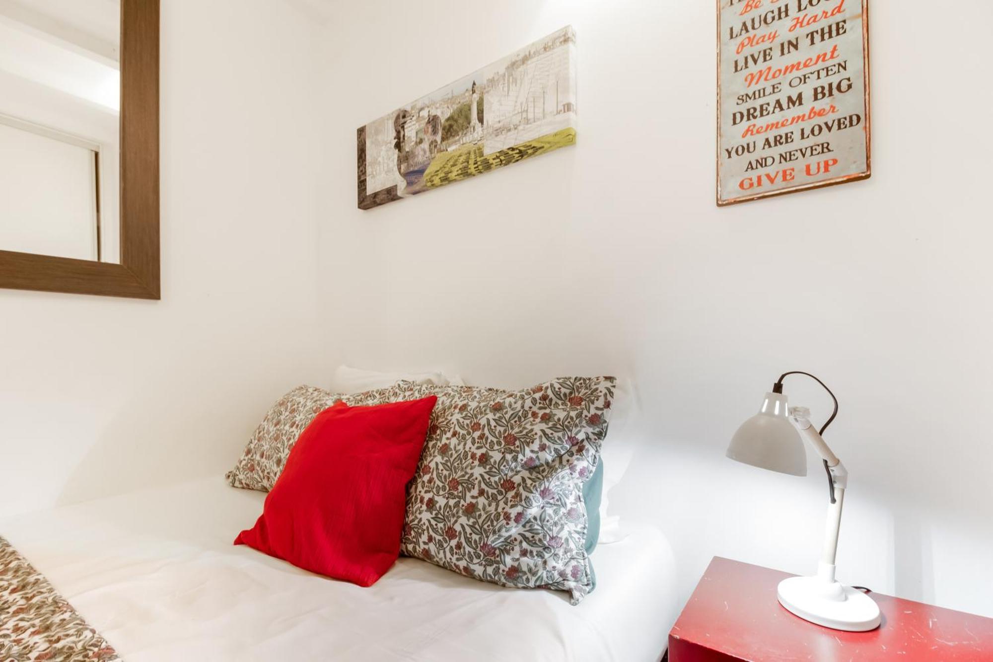 024 B - Cosy Retreat In Madragoa -Lisbon 아파트 외부 사진